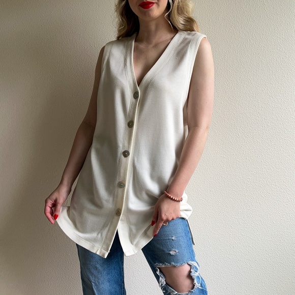 Vintage 1990s White Sleeveless Cardigan With Abalone Buttons (L/XL) - Picture 1 of 11